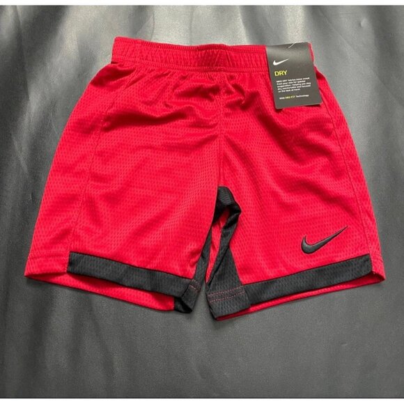 NWT Nike Athletic Set Boys Size 5 - Picture 3 of 3